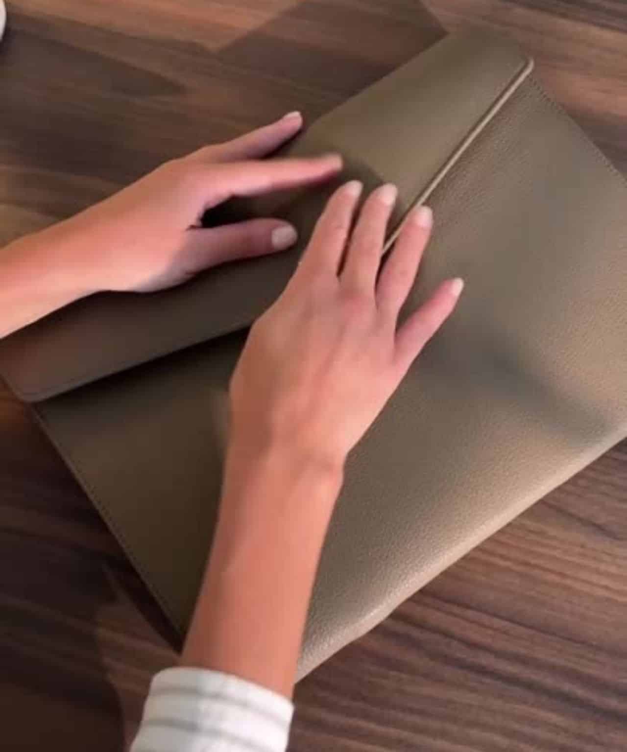 BC Sleeve Organizer A4 - Latte