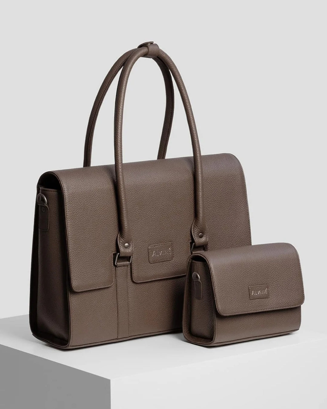 Allure Clutch - Espresso