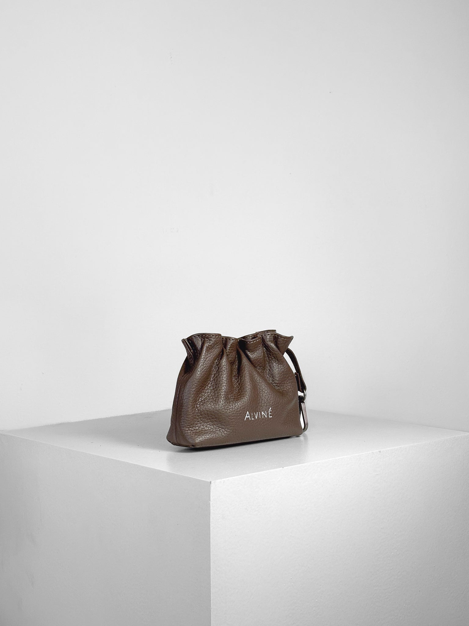 RC [Special Edition] Make-Up Pouch - Espresso