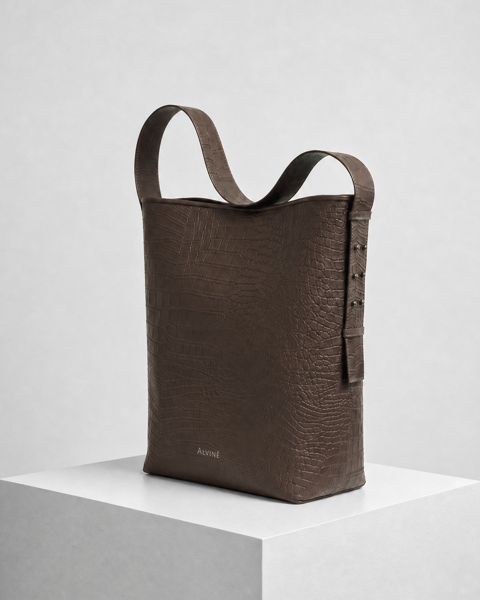Signature Tote - Espresso Croc
